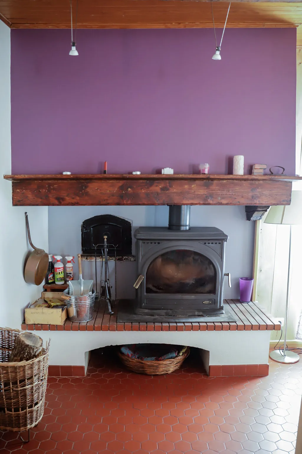 Le poêle à bois, cœur du salon en hiver